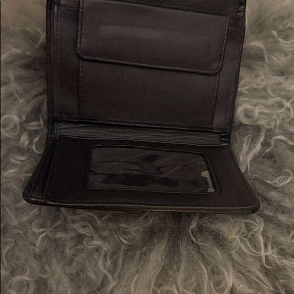 Stamped Genuine Hornback Crocodile Unisex Wallet - Picture 2 of 5